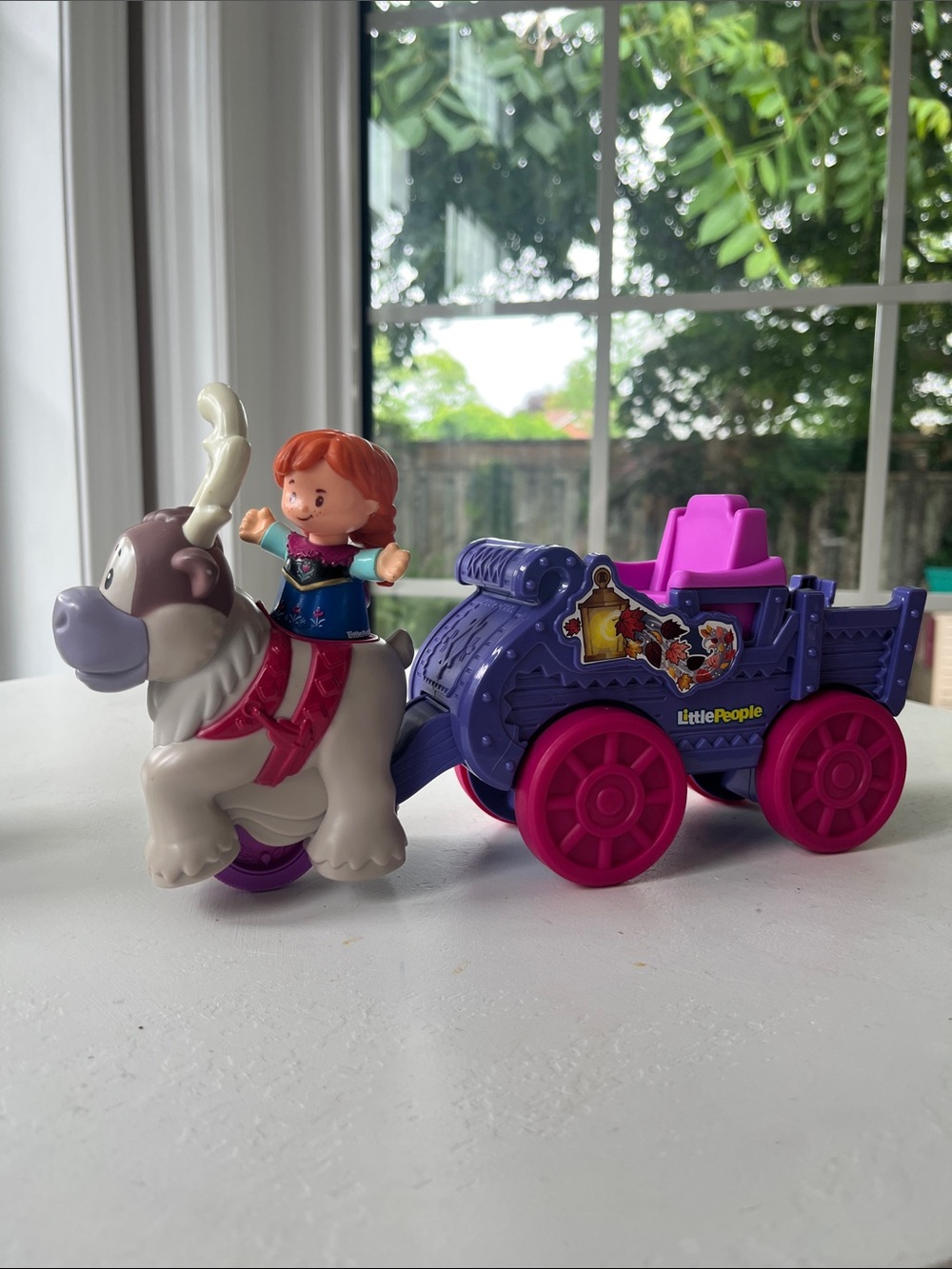 Little People Frozen Anna & Carriage Sled